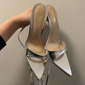 pointed toe silver heels